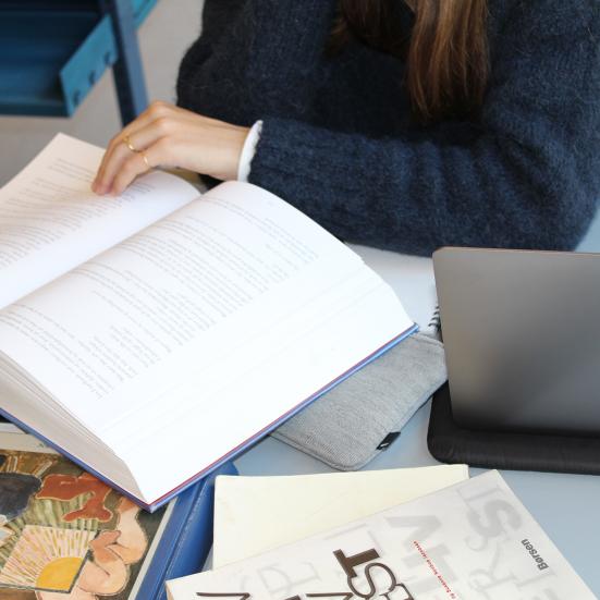 Skriv opgave - vi hjælper jer!