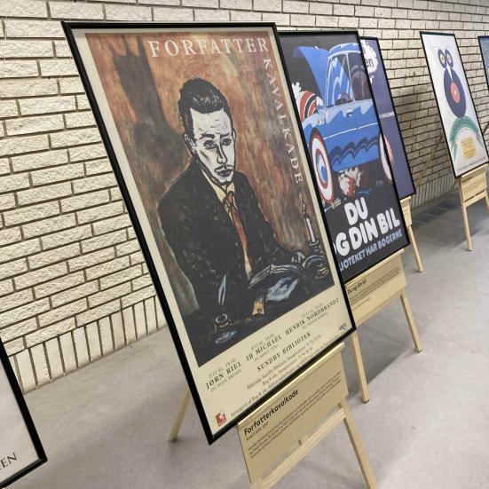 Udstilling: Biblioteket på plakaten, 6.-30. januar 2026. Rønne Bibliotek