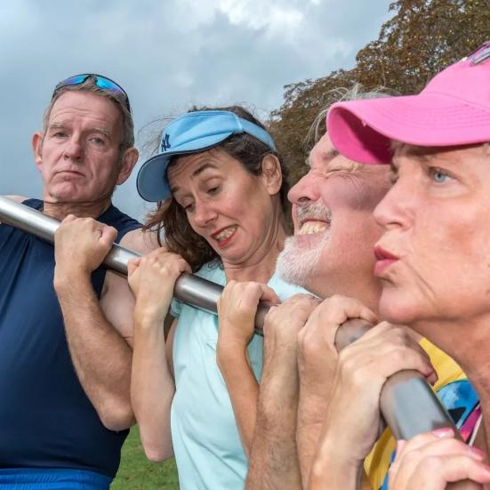 Gadeteaterfestival: Dansk Rakkerpak er tilbage med forestillingen ’Han, Hun og Fitness’ d. 24. juli (Foto: Søren Kløft)