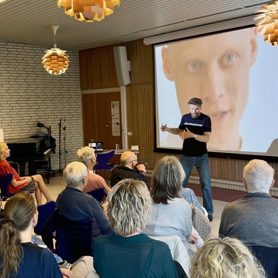 Velbesøgt fyraftensmøde om AI med Thomas Telving d. 23.9. 2026