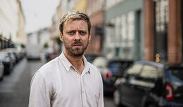 Forfatterstafetten: Theis Ørntoft - klik og hør om den nye roman 'Jordisk'