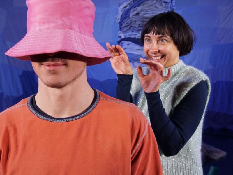 Børneteater: Tøj, d. 7 og 8. november på Rønne Bibliotek