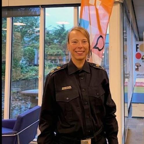 Center-og beredskabschef, Louise Lyng Bojesen holdt åbningstalen på Folkebibliotekernes beredskabsdag. Her nævnte hun, at bibliotekerne spiller en rolle i beredskabet. Gotland er et godt eksempel, hvor bibliotekerne er tryghedspunkter.