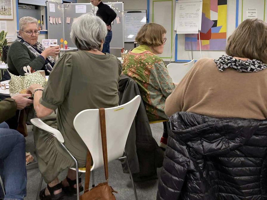 Projektet ”Vi gør det sammen” på Nexø Bibliotek er på vej ind i en spændende fase